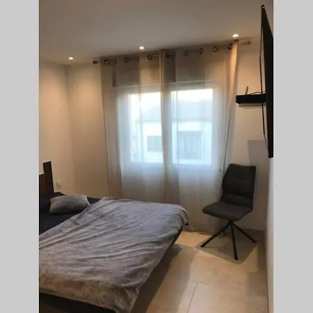 F3 Plein Centre - 300m De La Apartment Frejus