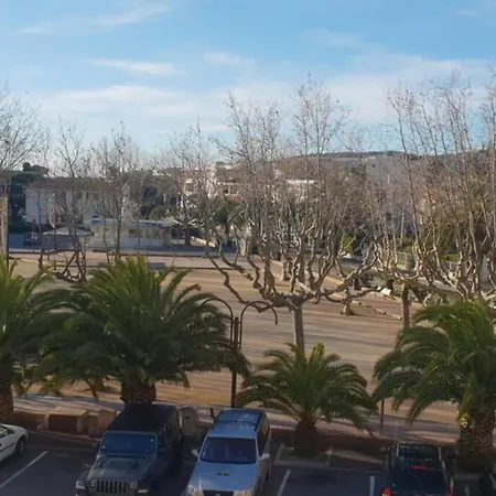 F3 Plein Centre - 300m De La Frejus